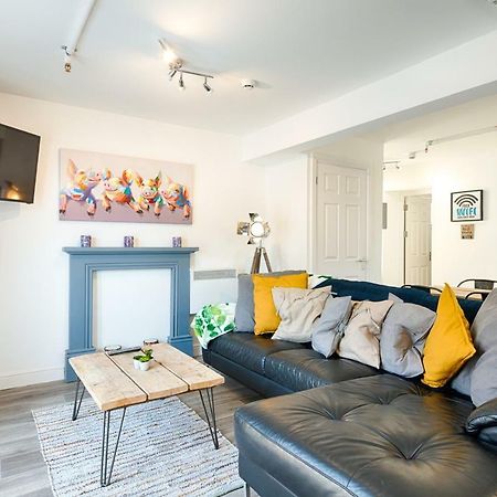 2 Ensuites, Garden, Smart Tv'S In All Rooms! Swansea Exterior foto