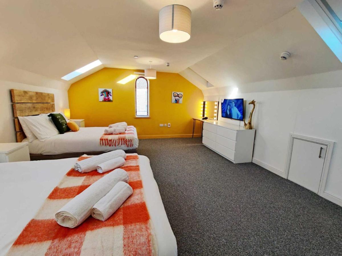 2 Ensuites, Garden, Smart Tv'S In All Rooms! Swansea Exterior foto