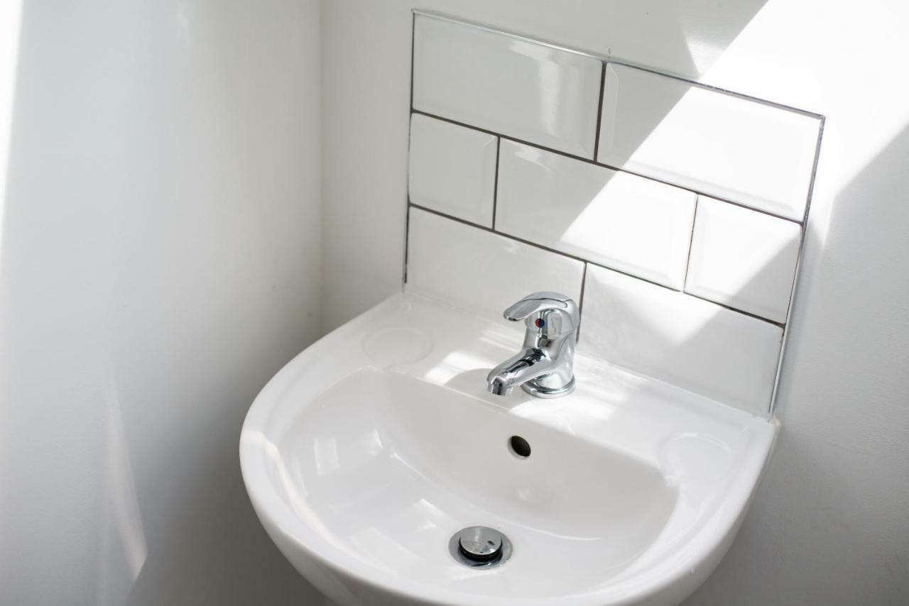 2 Ensuites, Garden, Smart Tv'S In All Rooms! Swansea Exterior foto